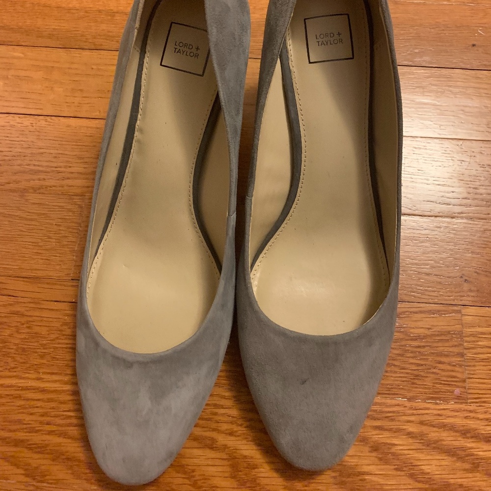 LORD & TAYLOR Gray Heels